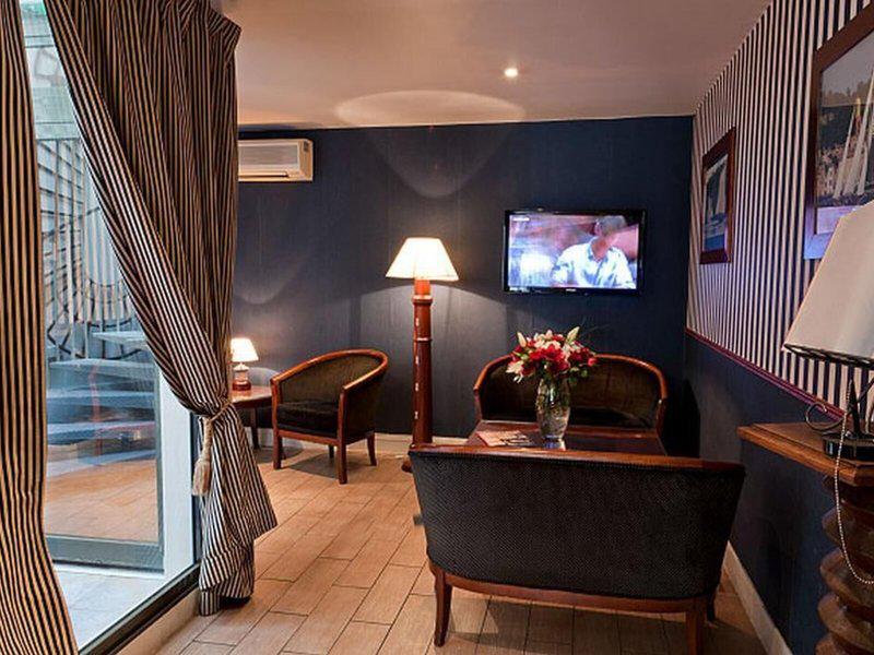 E58BF859806D69C56F8F0492F307E66E