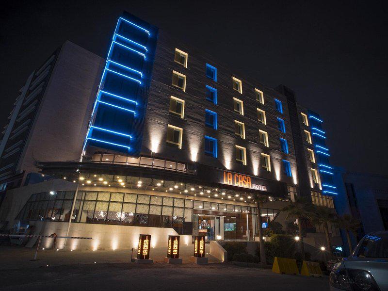 4A36DD77AEF2D232441A5CC69F991DF6