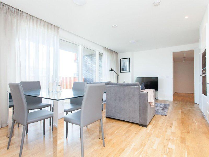 672FE36F3EE7CCF5B14D719CCAA6D2CD