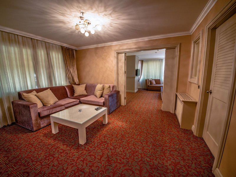 859A53FEC59B1D75DD3B40497B9FF28C