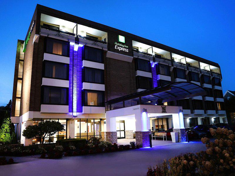 B8291A2ECA2590A619A830278A002345