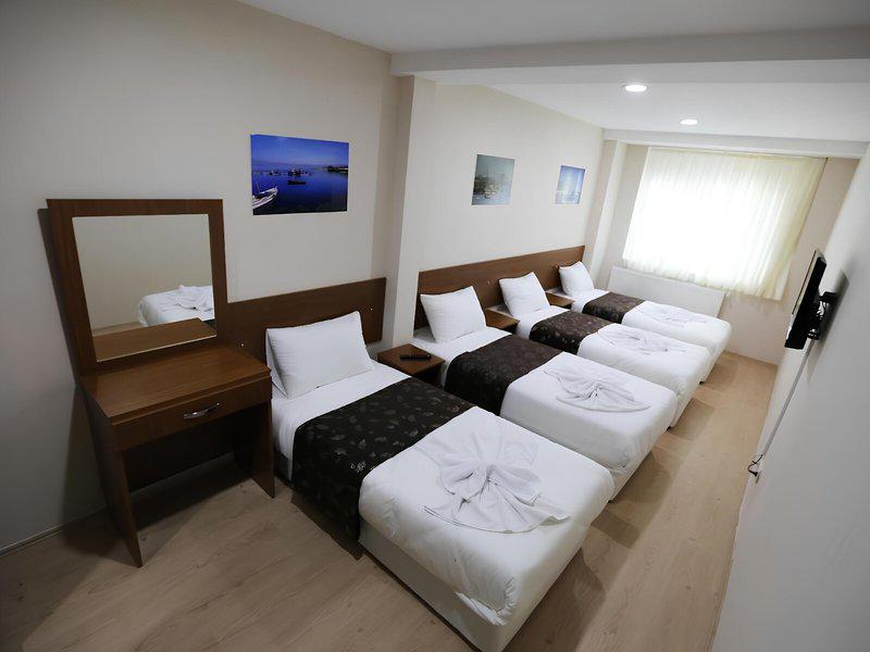 DD3AC16C7E6150D315432DDC9F4078F2