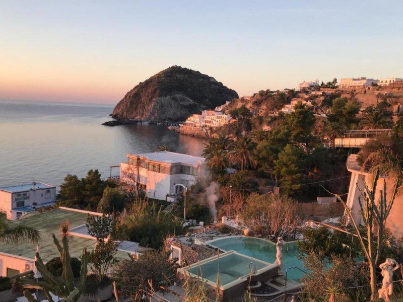 9134F08EC33150823D83ED9DCA9D250A