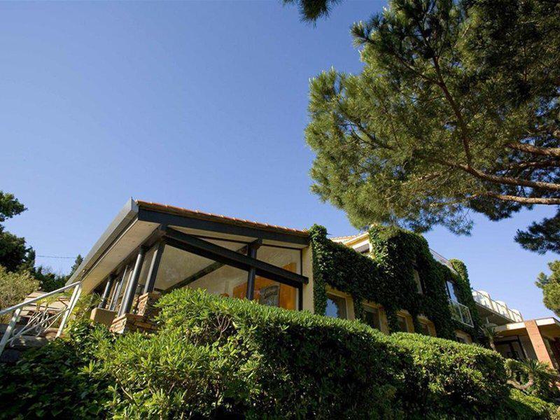 813C1838F4E0CB88EDFDE25C2190CFF3