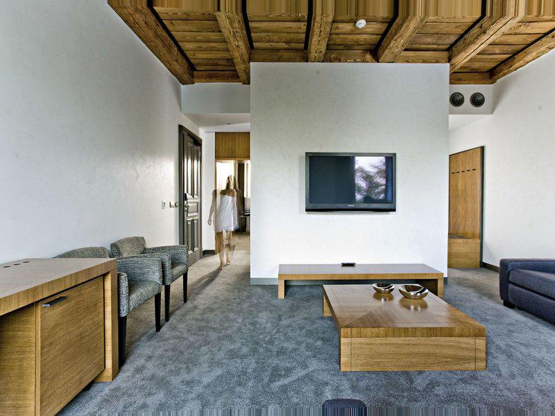 0179311350B3226806BAC4E75C84D241