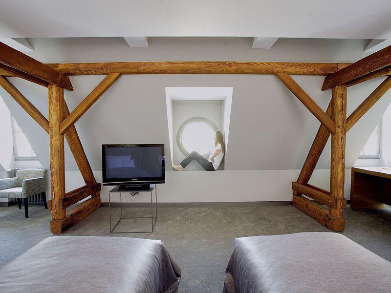 3A687808A2CA594A679A04466917C131