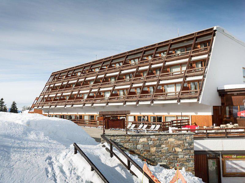 3F8F0A4B64F66CC2FB8B0323F07A1BA6