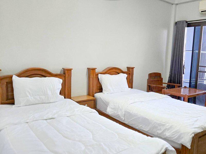 9CE656DDC83A5FAD8DF48F8F812BDD9C