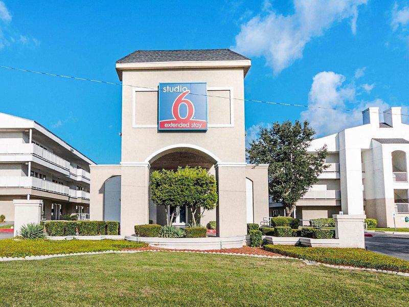 00FC82643DB8D0506F8E7EEAB8473559