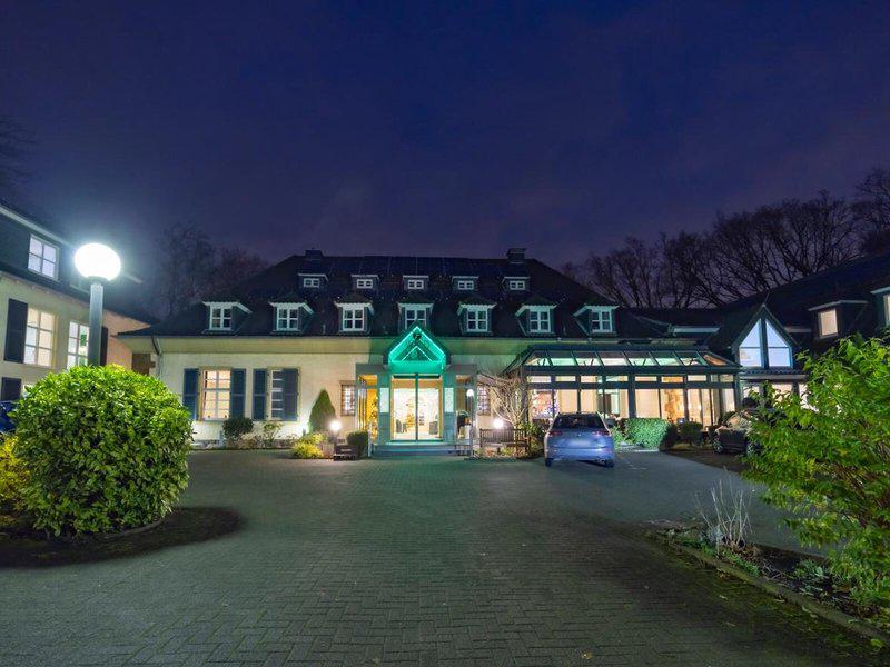 A23FA1EB8519F77FDDD5BF0C6627FAA1