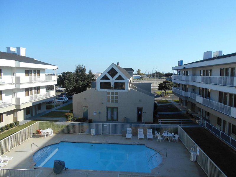 B6A21B8CDDD3F973920BF7C885EB23AE