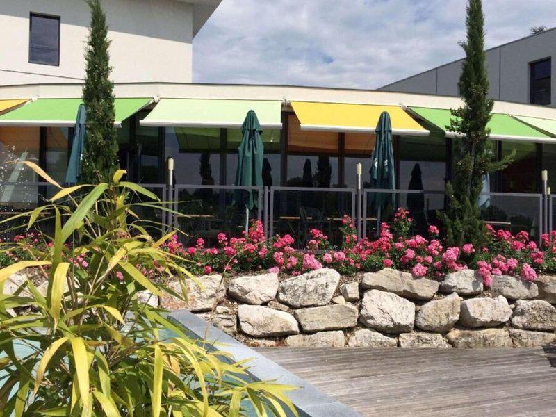 C217A275826C6F2EE876E58213DBC1D8