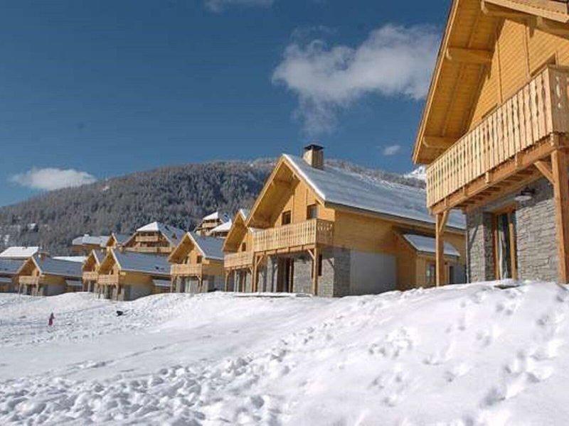 FDF7E2B6B5FE1555DE32E5643072E07E