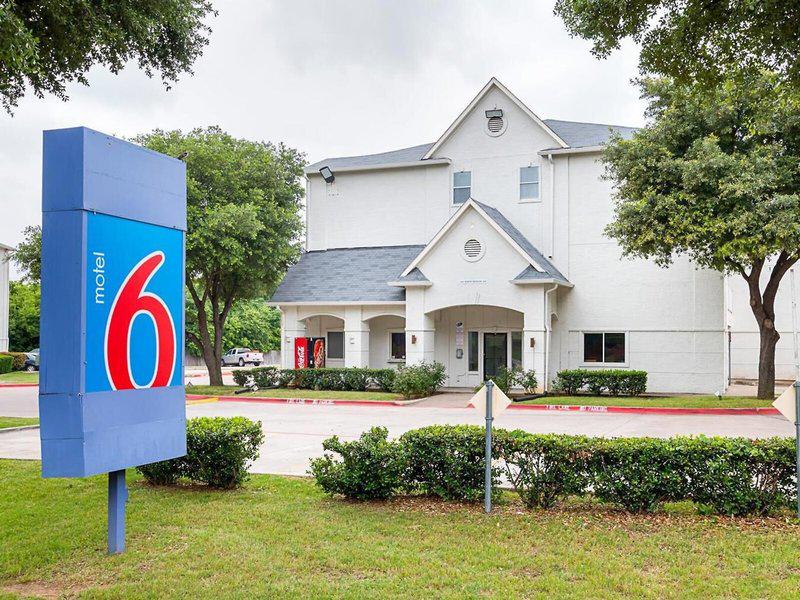 D38E21AF1C50EAA4B6ECE8F5846167E4