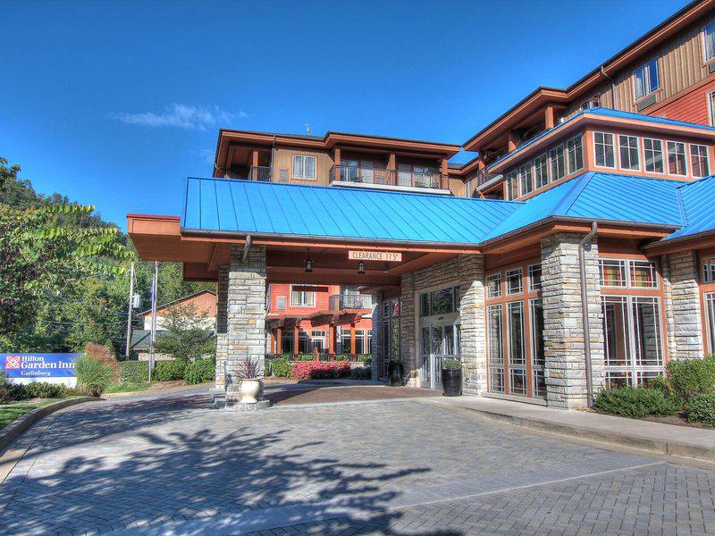 92E6B9A4AA6AFA402F8C7E48AA79DCF6