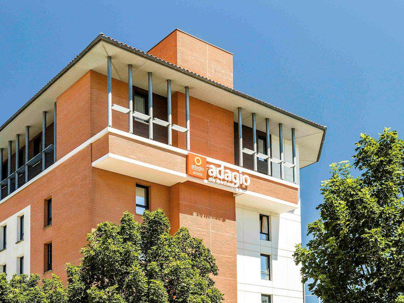 E4C3C96CCFEC898452D8BEEC79AA09BF