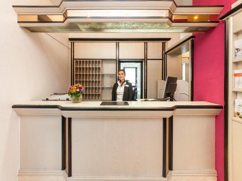 C7C24876885F2A61A85E5442C0F9D83F