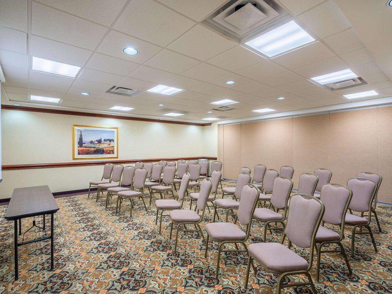 B3AC2DEBC0DC53C98BFFB5D0A11242AE