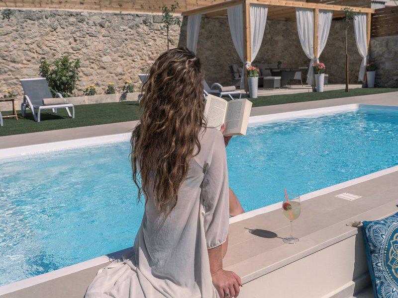 6FC320F443272373EC6D9639B9512EDC