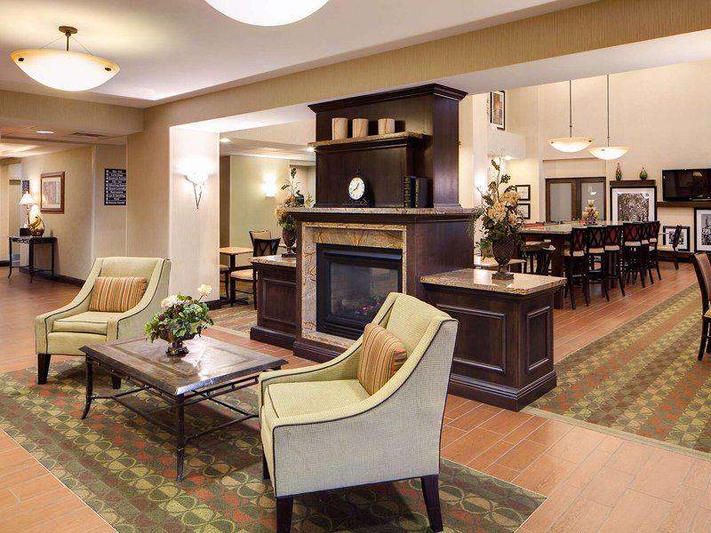 580823C5562A73A020E2278616D79121