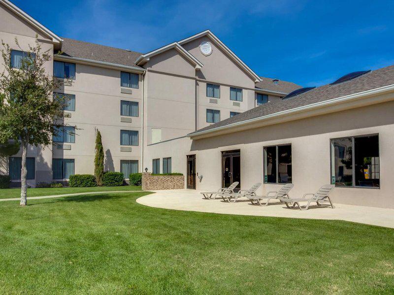 D8C30336B8CDDD27C9C63A37C58B4FD4