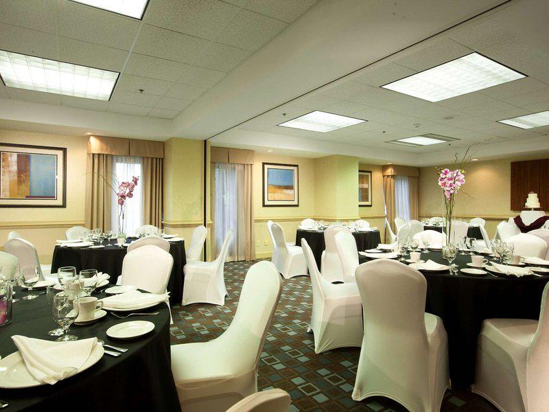 51EE3F3C29232395FD73C9D70EB79BA6