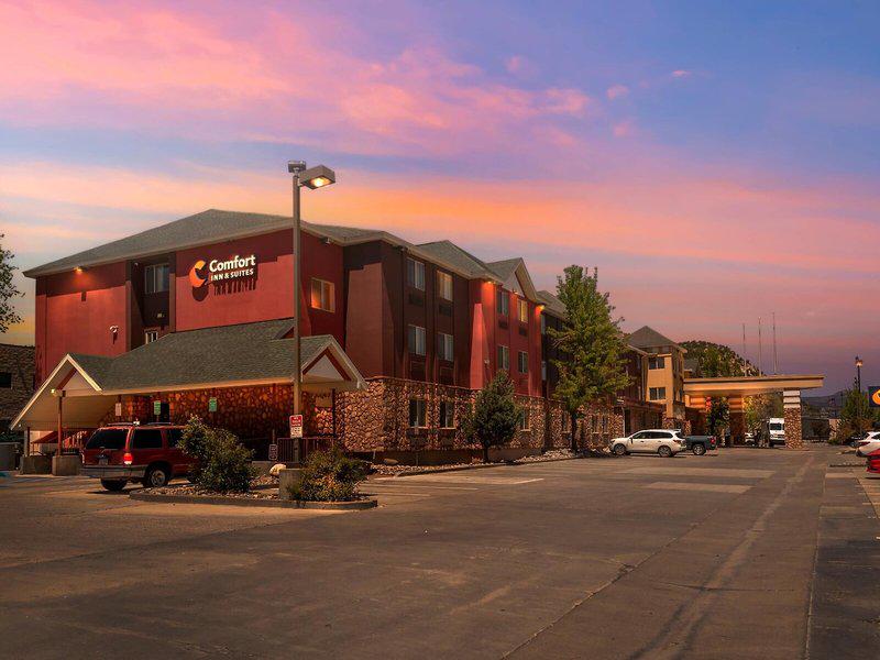 03A4ADF4AE48D6B63D1E4D1BA7915C3E