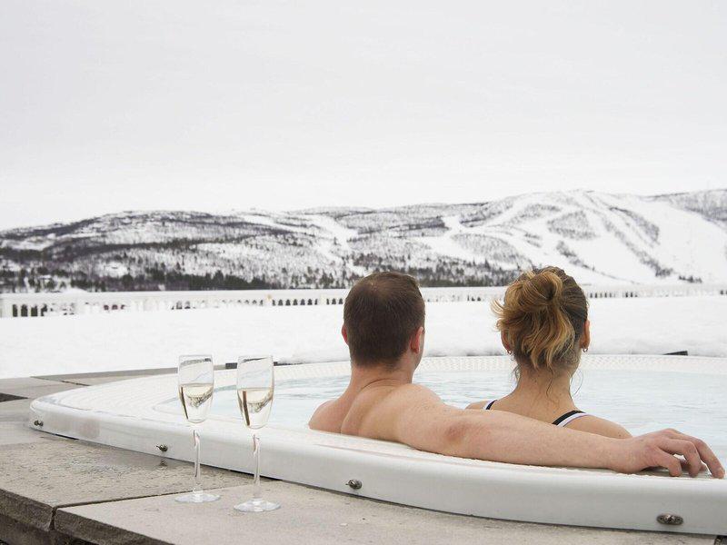 9E410344CCE1B4C7978D3828133E430D