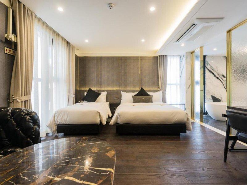 1F3342AE4369294FB9A2CF72D37ECEA3