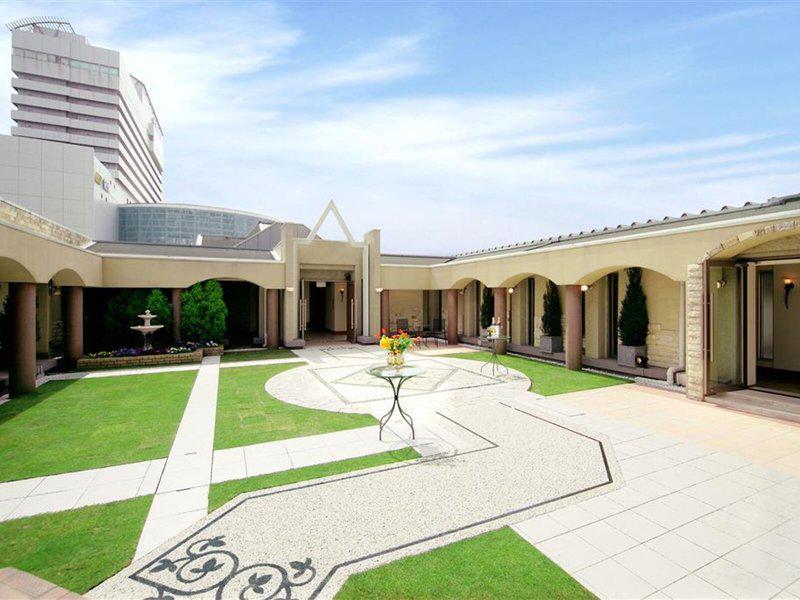 1B73A34FF1A883BB64FEE1C12BE2F70C