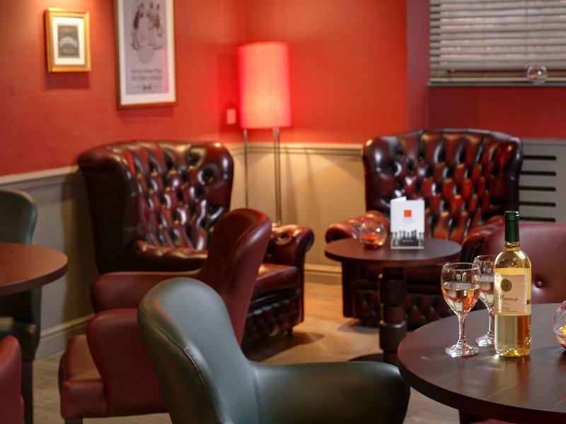 51A0C35E6288D6A8AA072990DE8A6676