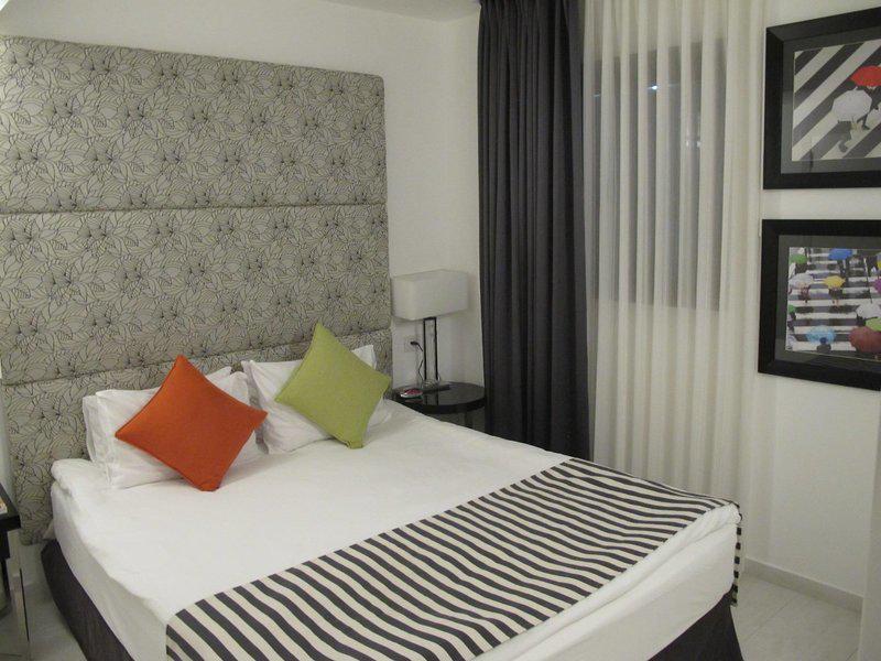 8FDC0F379D04EE4D45C34C40EE4585E8