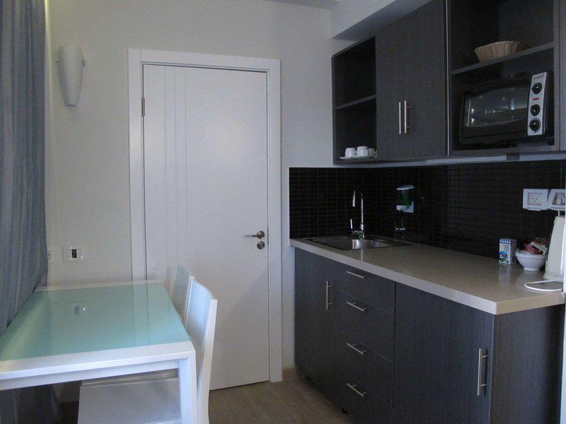 93DDB467639498443DF13AEEC4388ED5