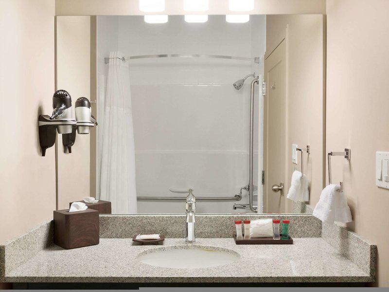 540765DA66A3D81DD1C38683FBD1F607