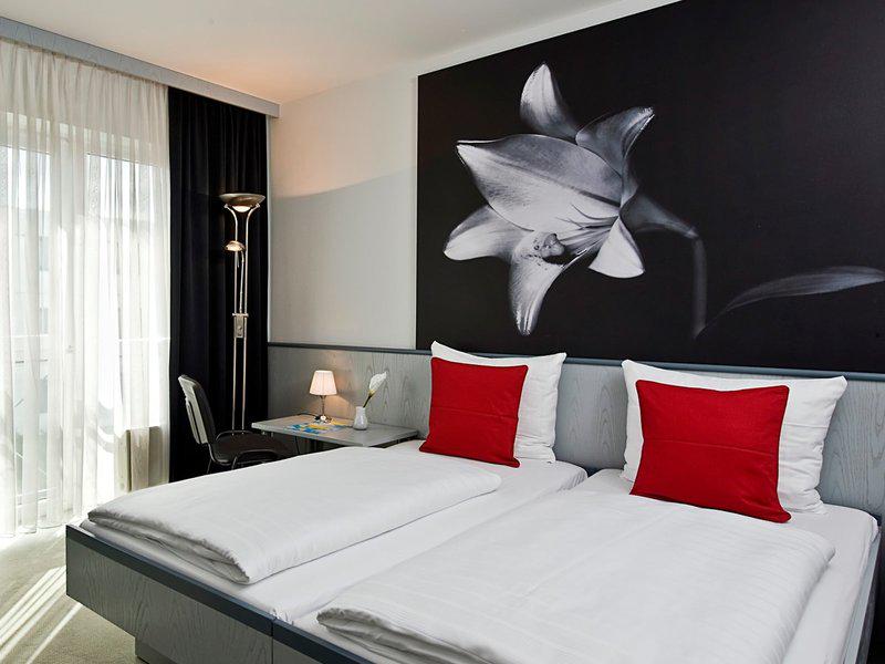 446A4A1BAD226599BF100C8D6A903882