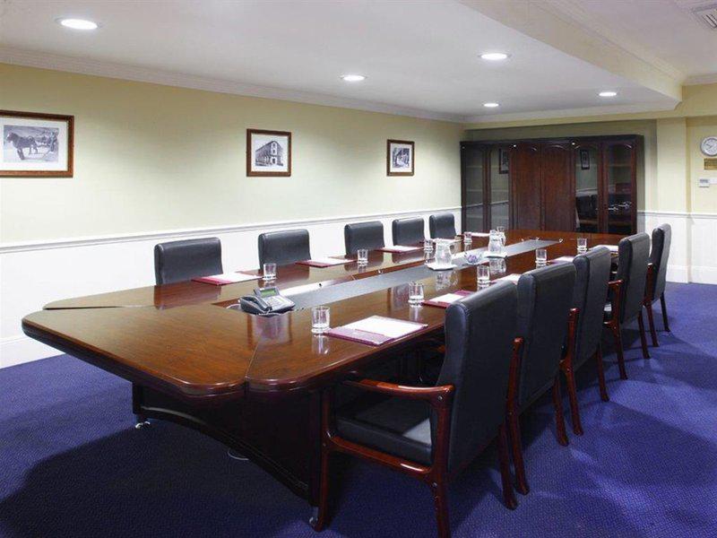 41EC3E17BC8A1821E069D6C7C87A652A