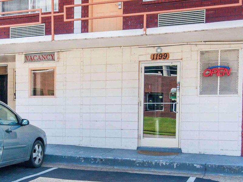 525CE065D11A4C812BFB685C17CB9FE3