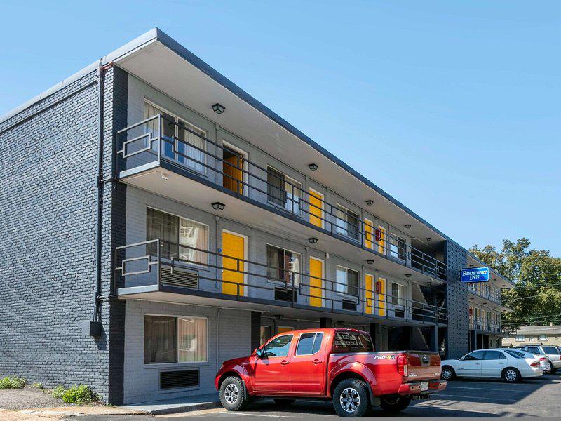 3E9231A90378B9A28D37542EDB8DD2A4