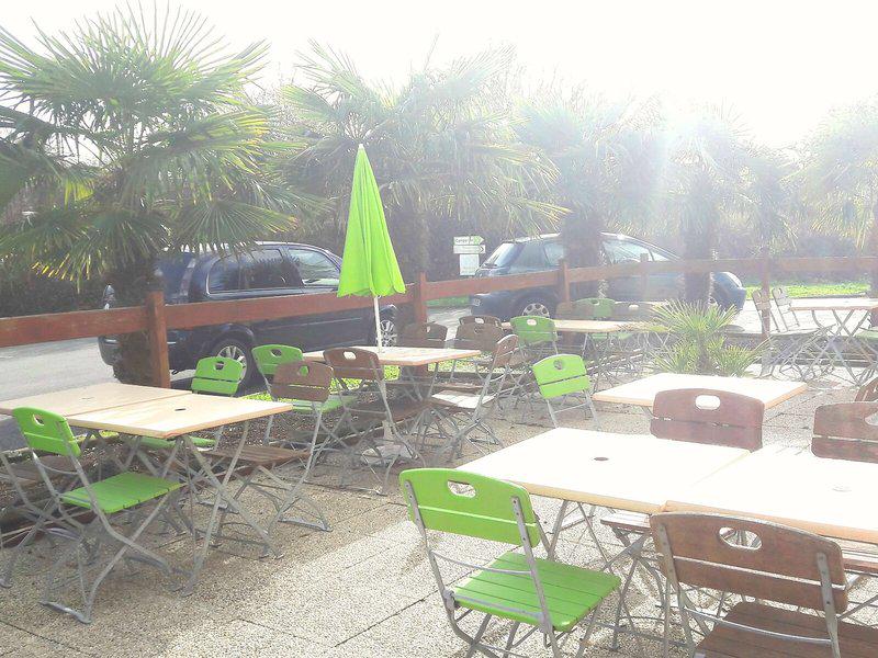 8DAD63FFF4644D4C065155BD03B2786D