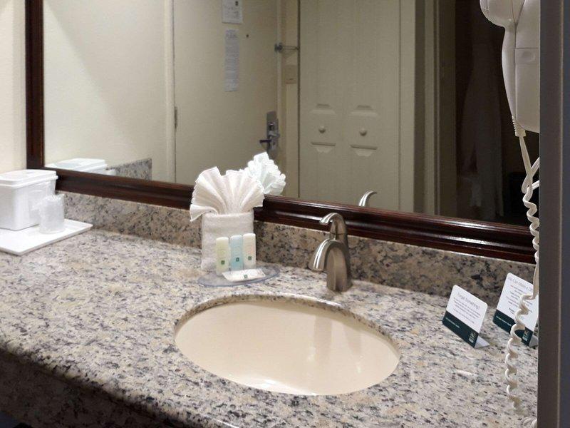 228753731BEE05F2633A6A9BE754432A