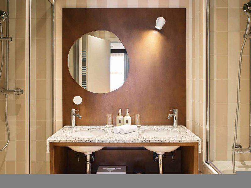 998F270626687FB12C176C6405BBCBE7