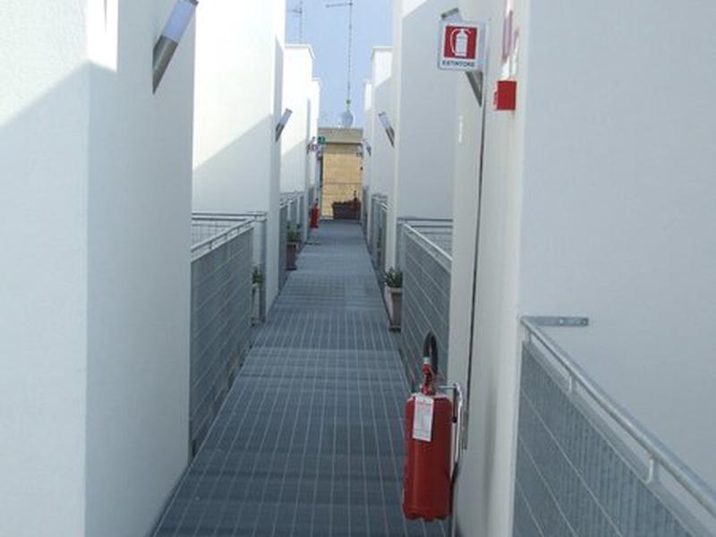 95A96C81662B77773ED9C157B54269A8