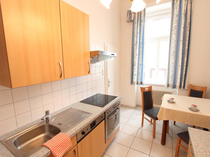 2A7B80A1A079FEF1AB7BA1F0AE3984B7