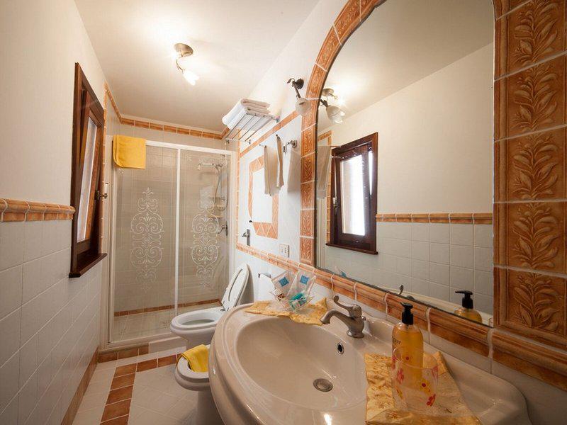 E3923D8DC42F8B755C8C1D49BB9D3142