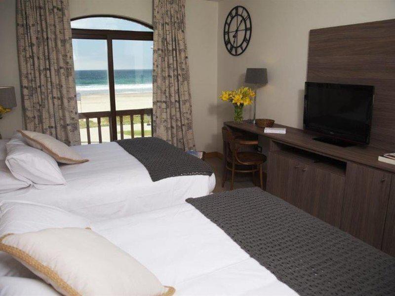 5ED709B624D99F8AFB8F83CD4BD0F7AB