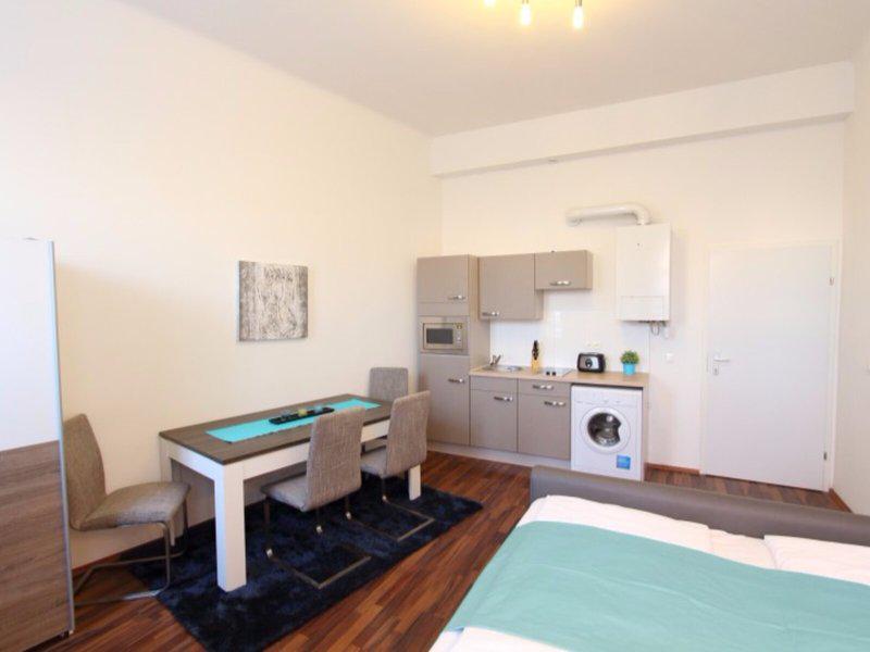 EB39C1CABD3D371986E43034744F2558