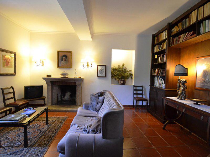 1FB1EF71EE2538A3032F8A3888456B05