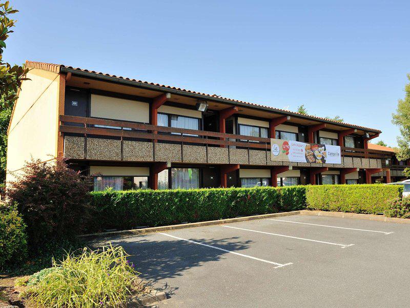 5834DCBAC9000D0AAF0B2398A18F06FB