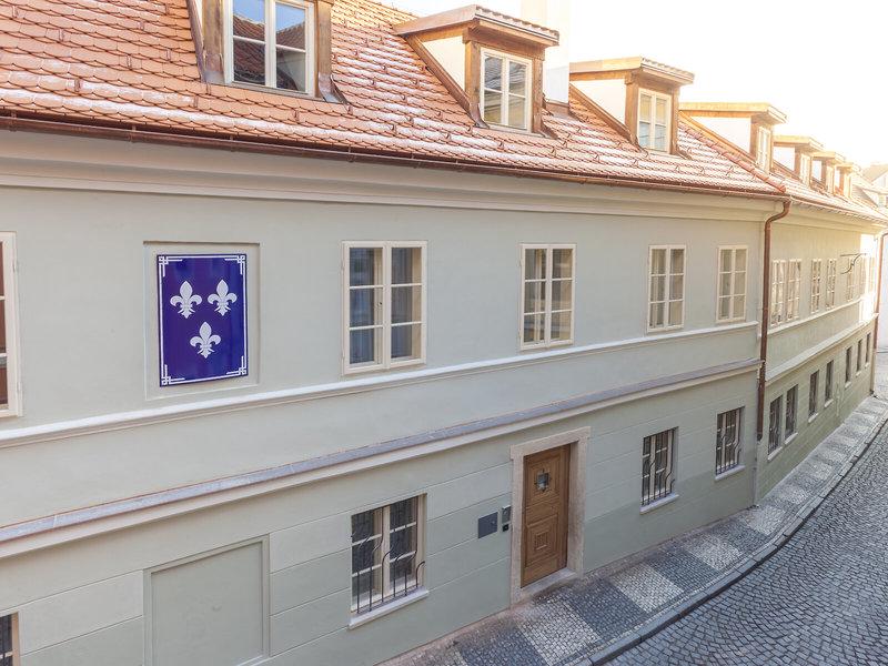 3B34F73CBAC6B60F2CF1E87B34DF4C5B