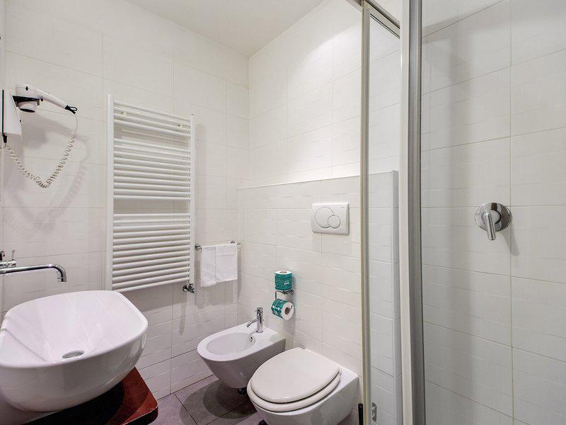 8CFC4E0C15B4CC59FC863A7DFB2C8040